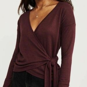 🍍3 For 50🍍Abercrombie & Fitch Deep Burgundy Red Wrap Sweater